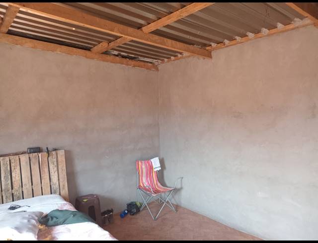 4 BEDROOM HOUSE FOR SALE IN LAKESIDE